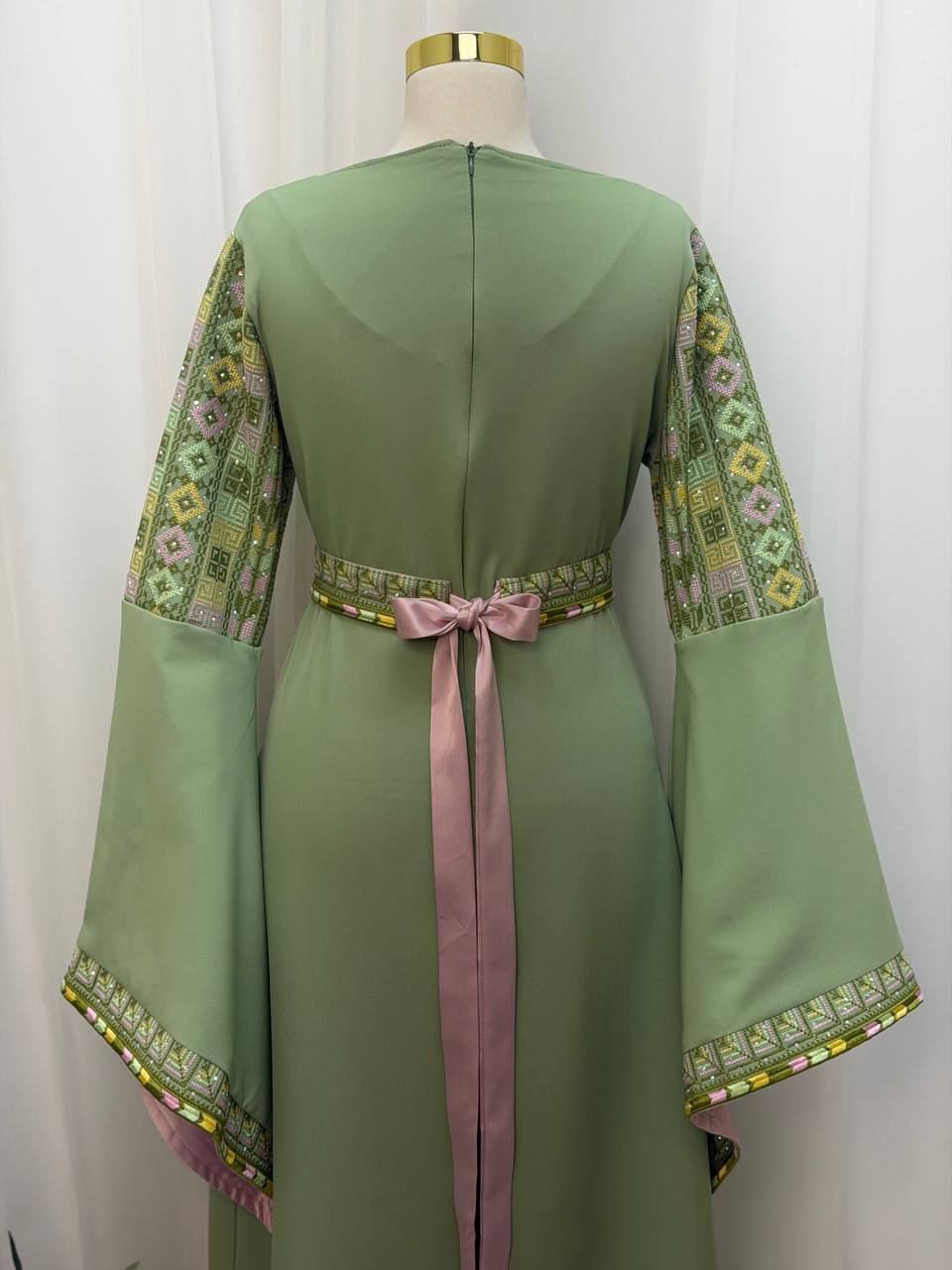 Layan Embroidered Couture Thobe