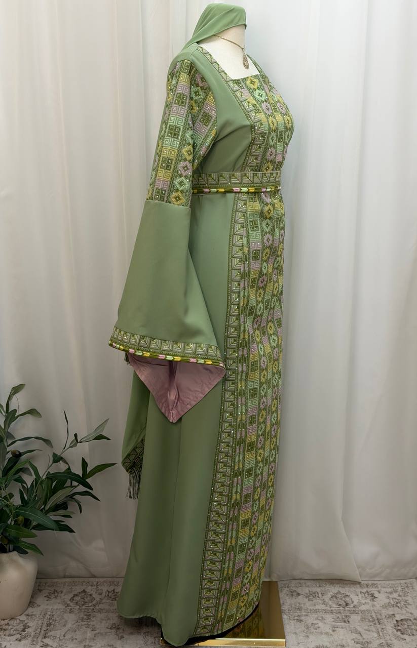 Layan Embroidered Couture Thobe