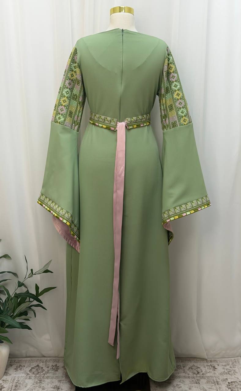 Layan Embroidered Couture Thobe
