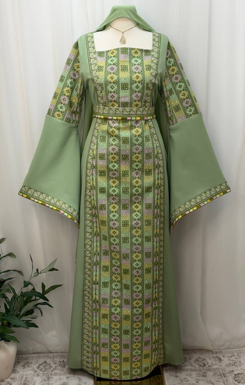 Layan Embroidered Couture Thobe