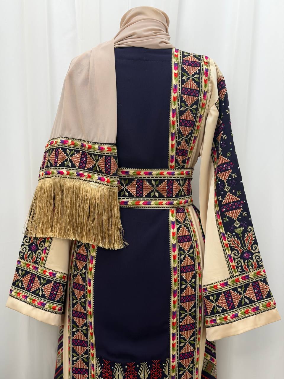 Um Issa Embroidered Shawl