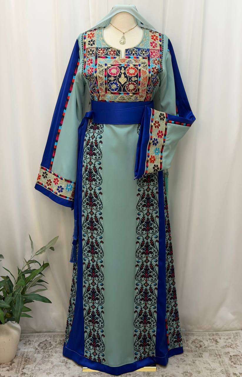 Randa Embroidered Thobe