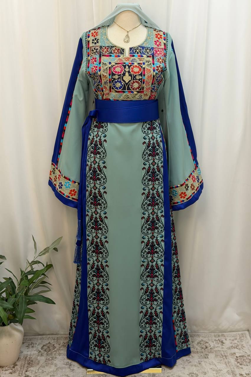 Randa Embroidered Thobe