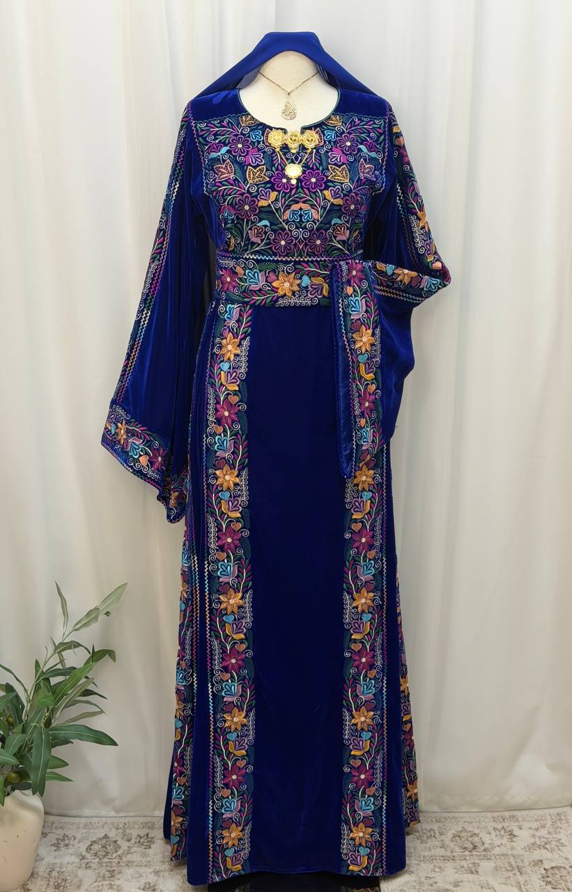 Noul Embroidered Velvet Thobe