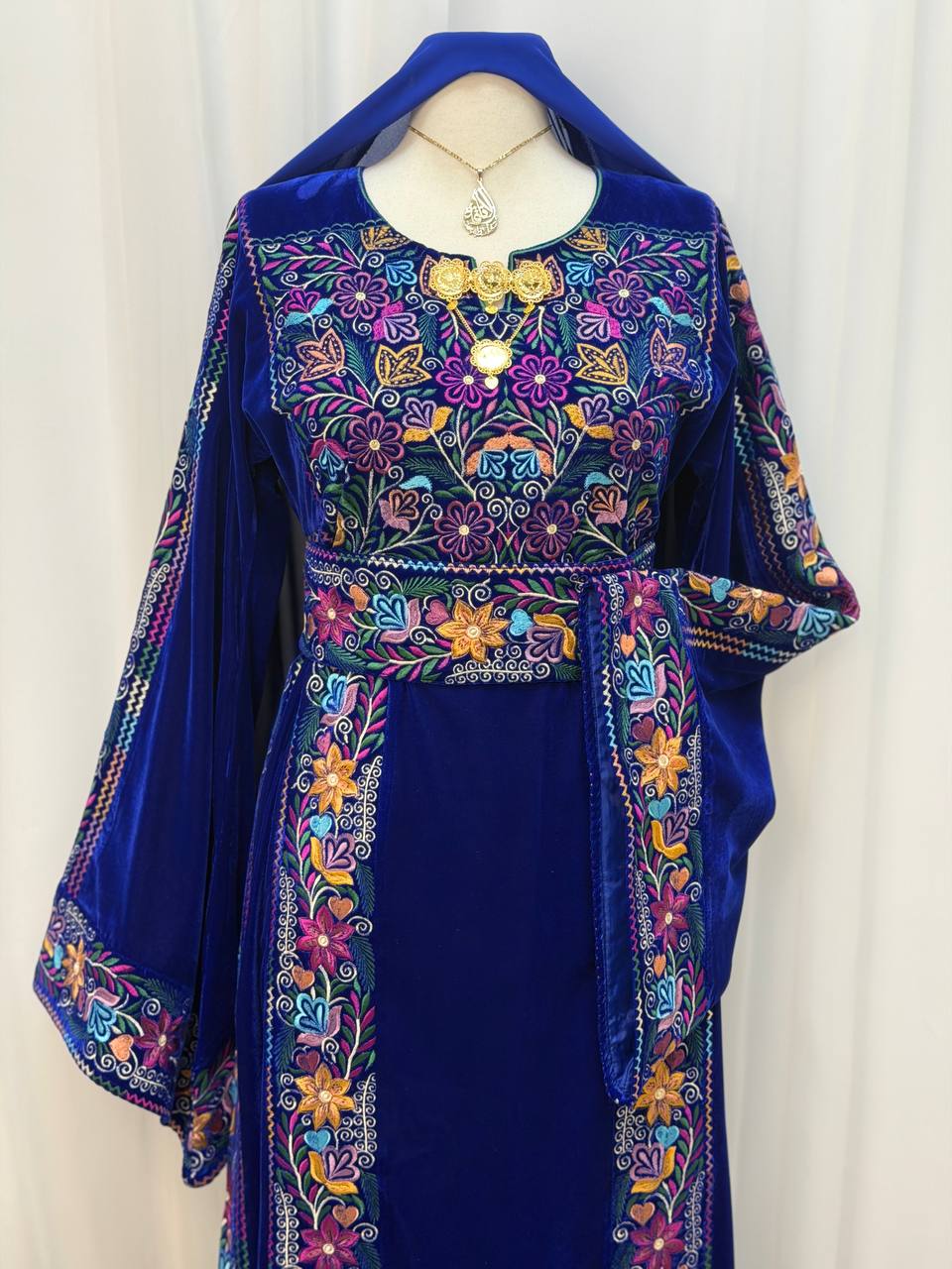 Noul Embroidered Velvet Thobe
