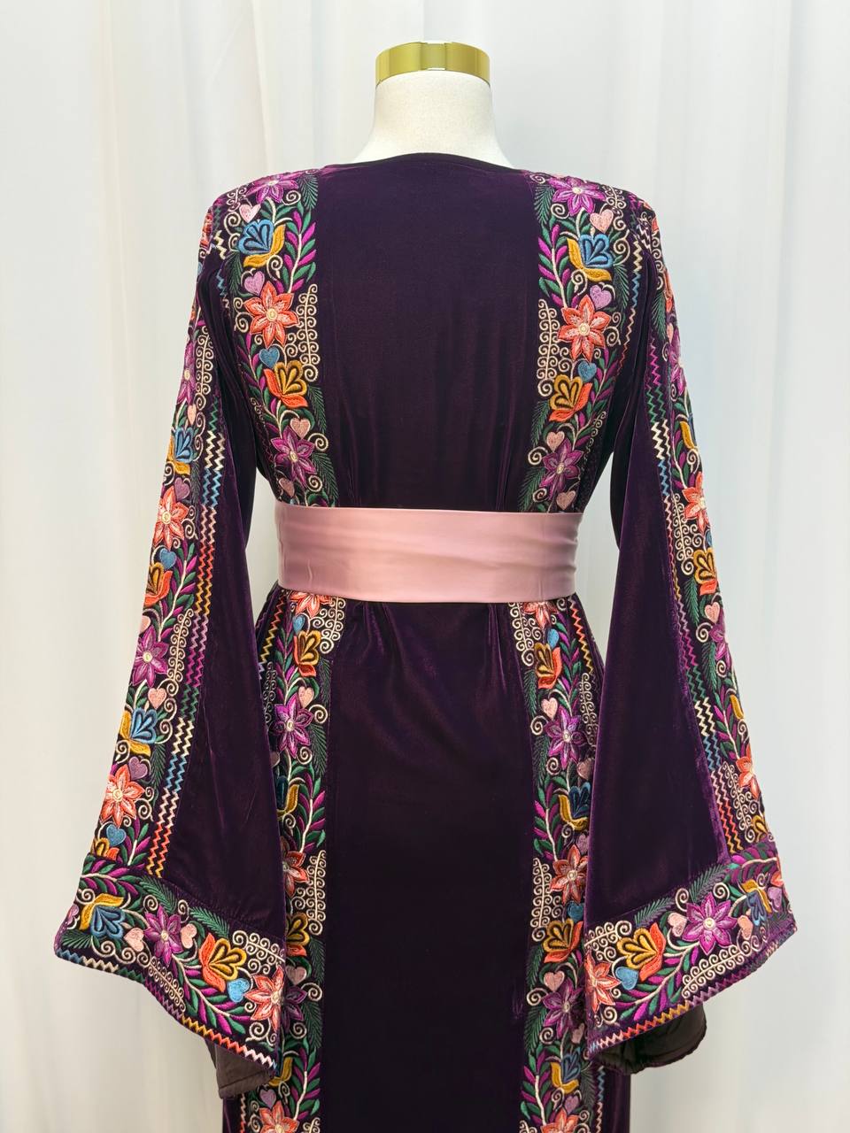 Noul Embroidered Velvet Thobe