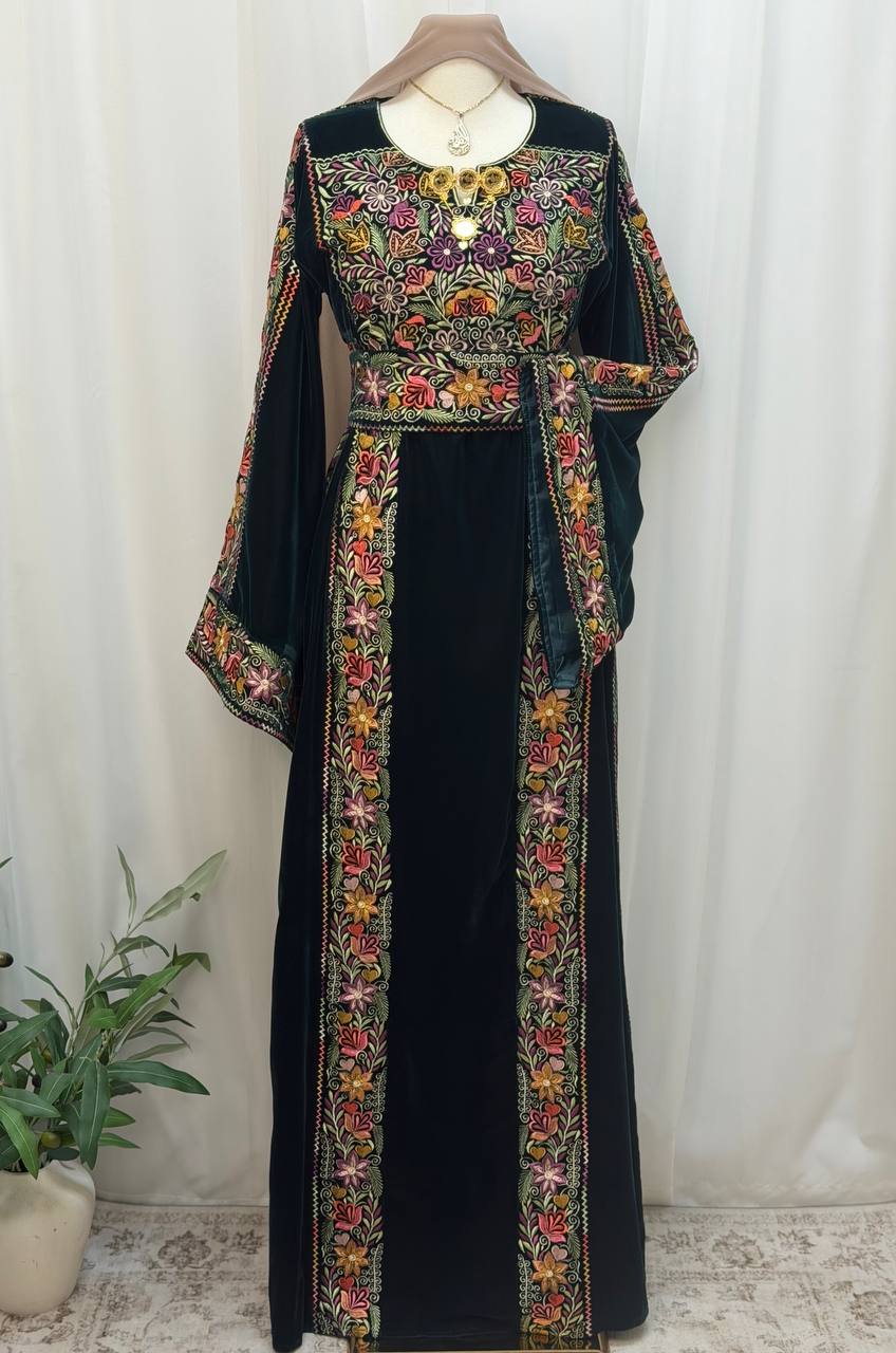 Noul Embroidered Velvet Thobe