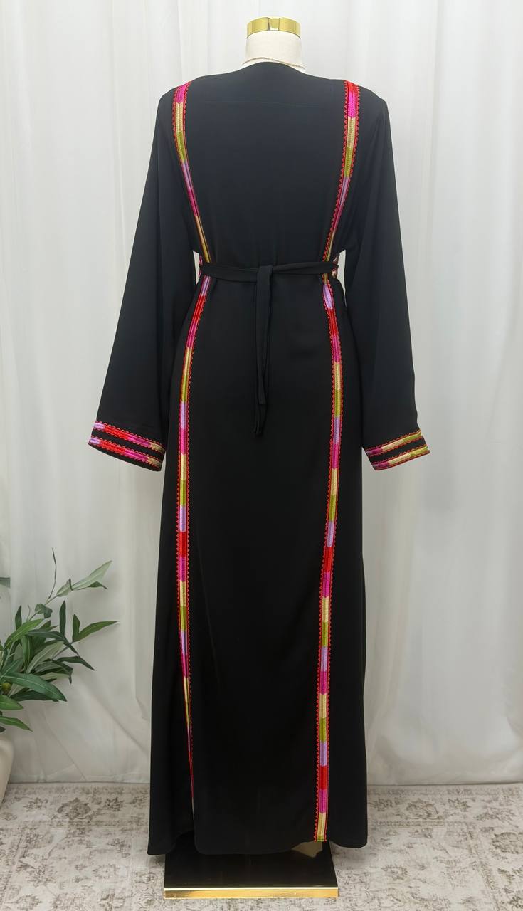 Suad – Simple Embroidered Palestinian Thoub