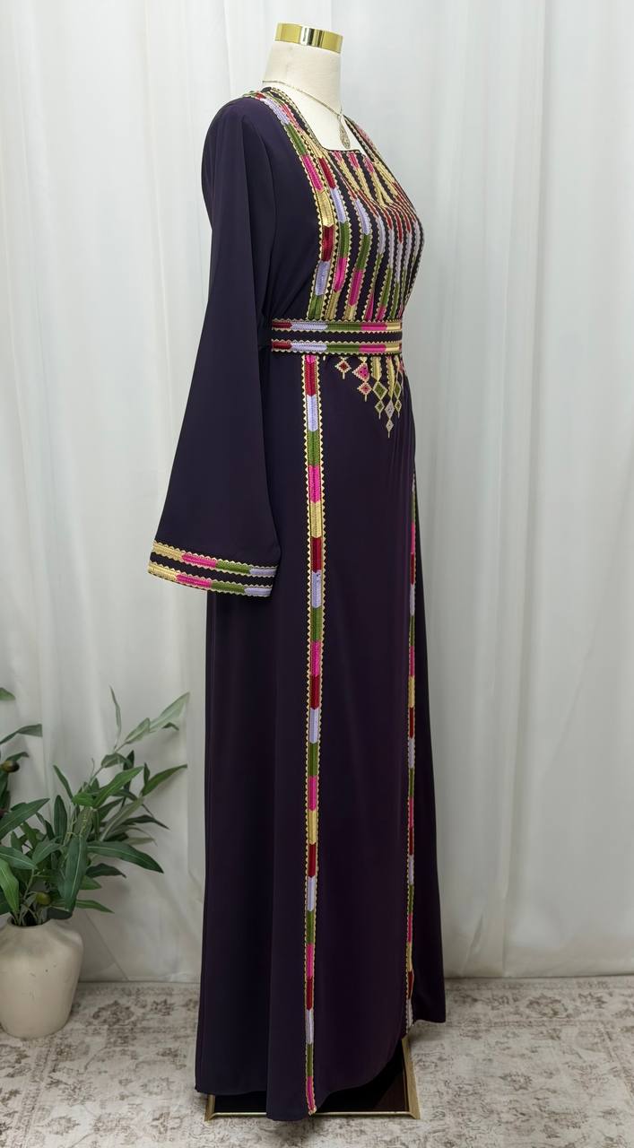 Suad – Simple Embroidered Palestinian Thoub