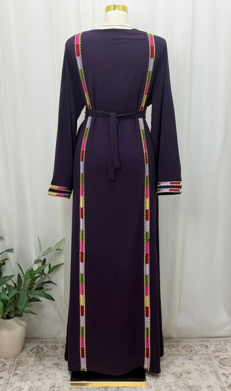 Suad – Simple Embroidered Palestinian Thoub