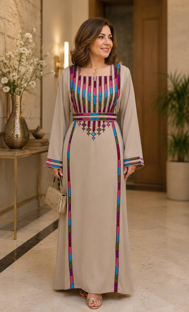 Suad – Simple Embroidered Palestinian Thoub