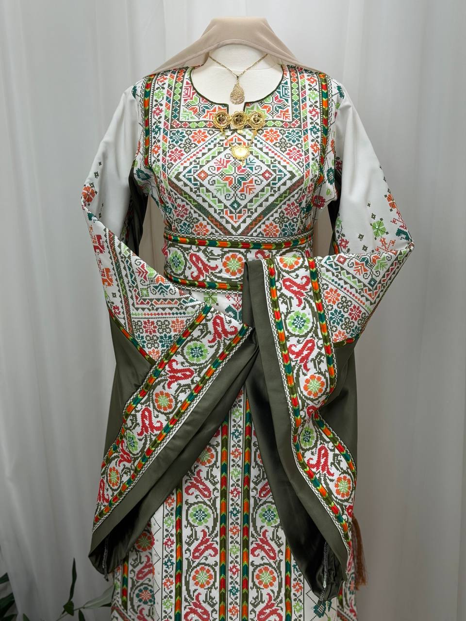 Noha Palestinian Thobe