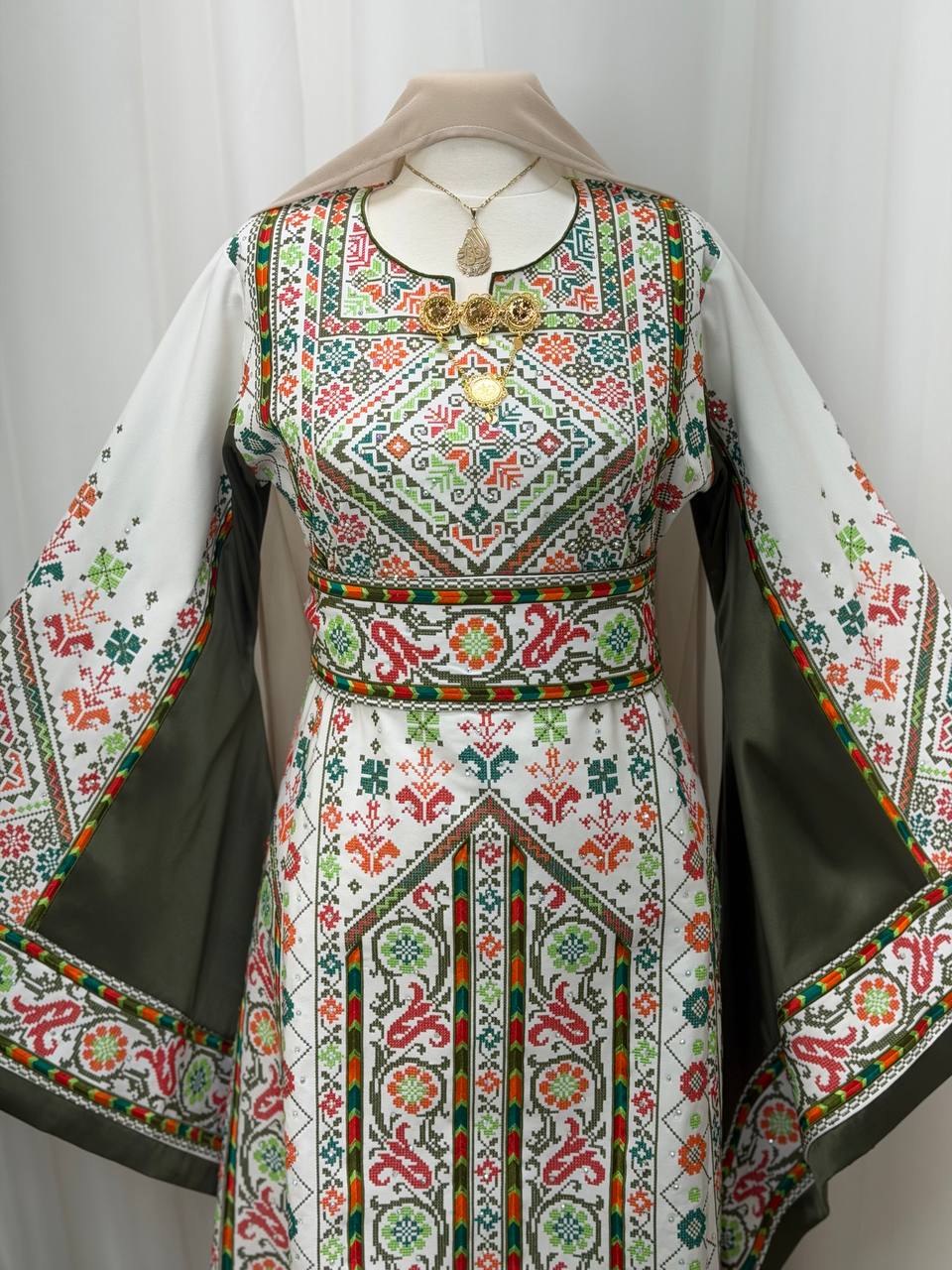 Noha Palestinian Thobe