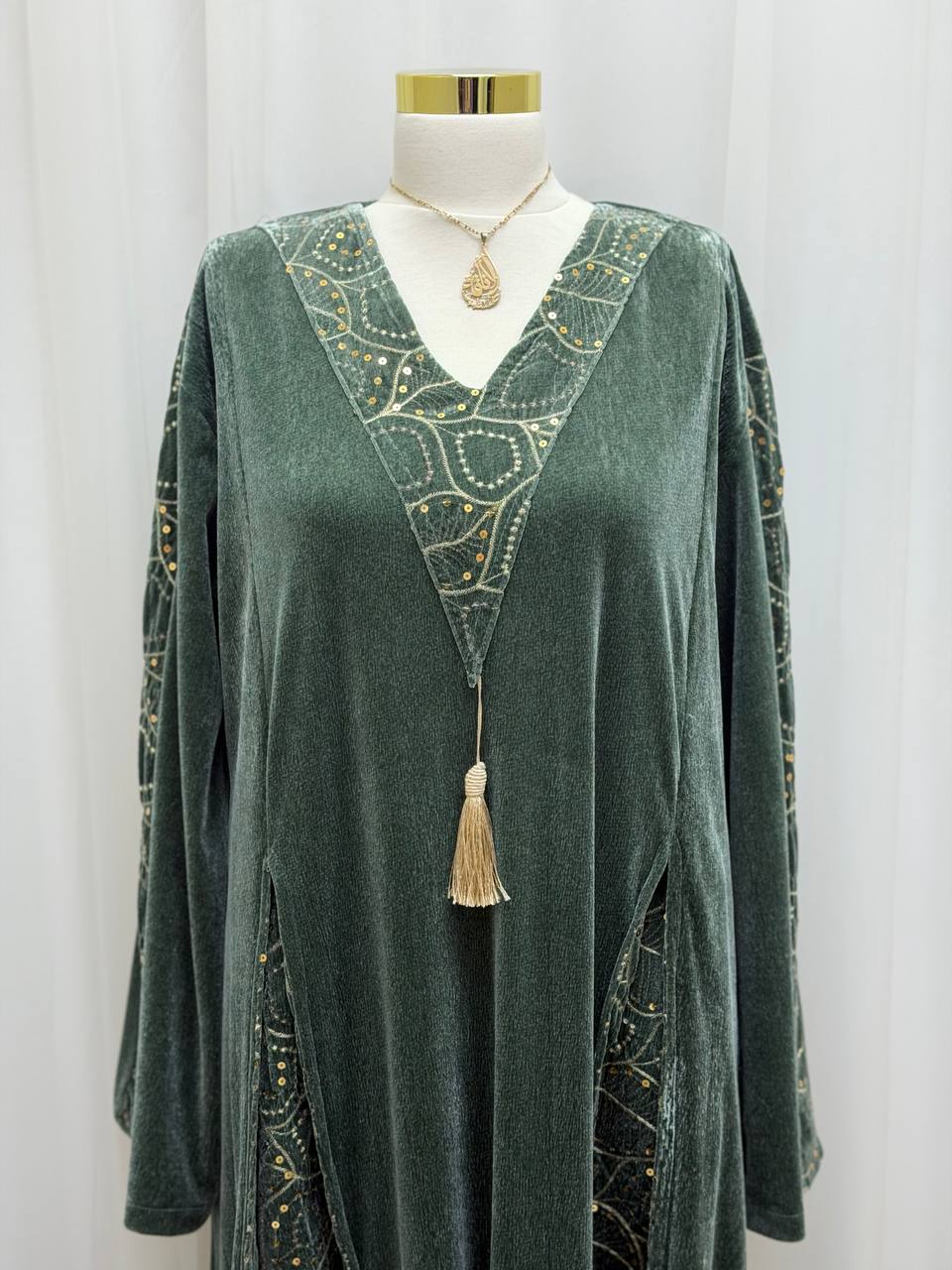 Velvet Embroidered Jalabiya