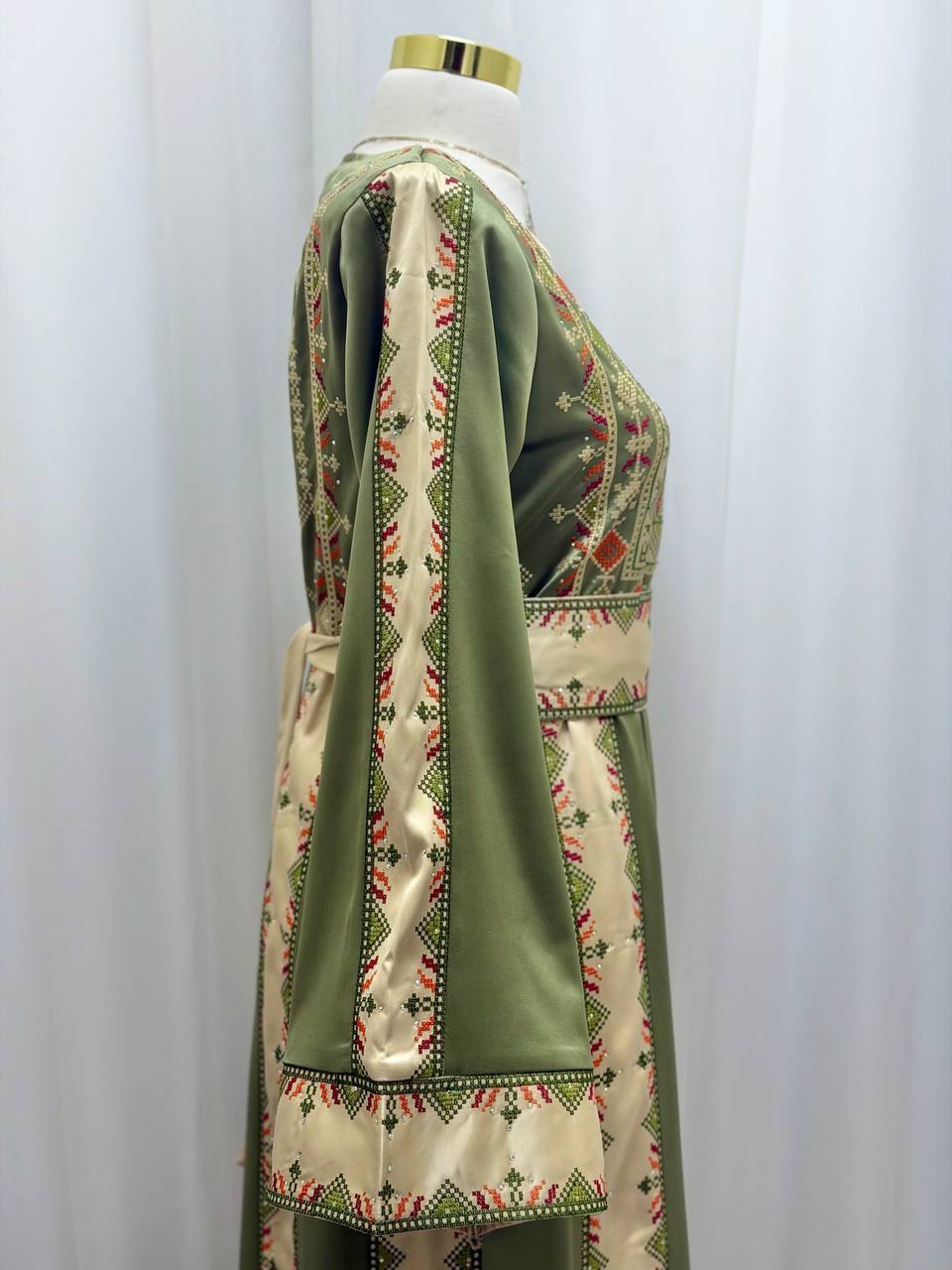Four-Panel Embroidered Satin Thobe