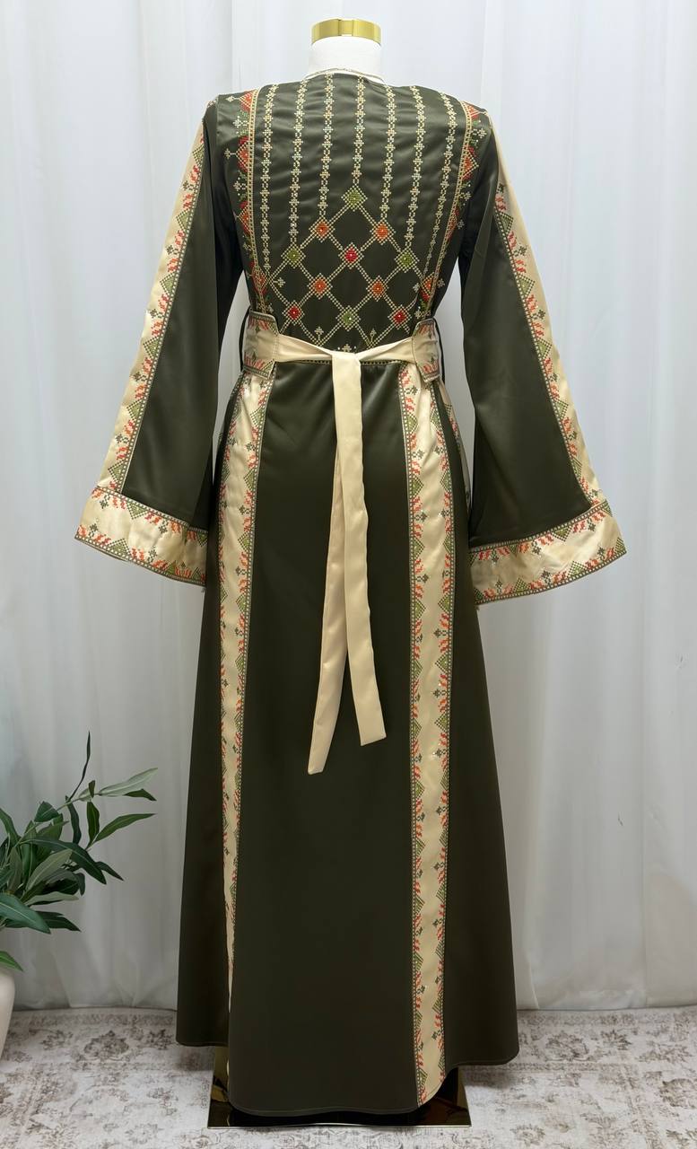 Four-Panel Embroidered Satin Thobe