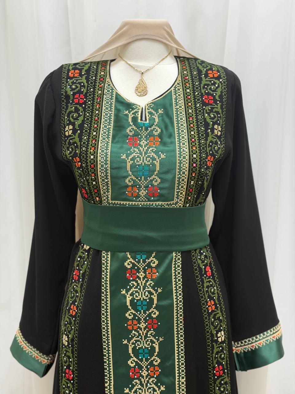 Rania Embroidered Thobe