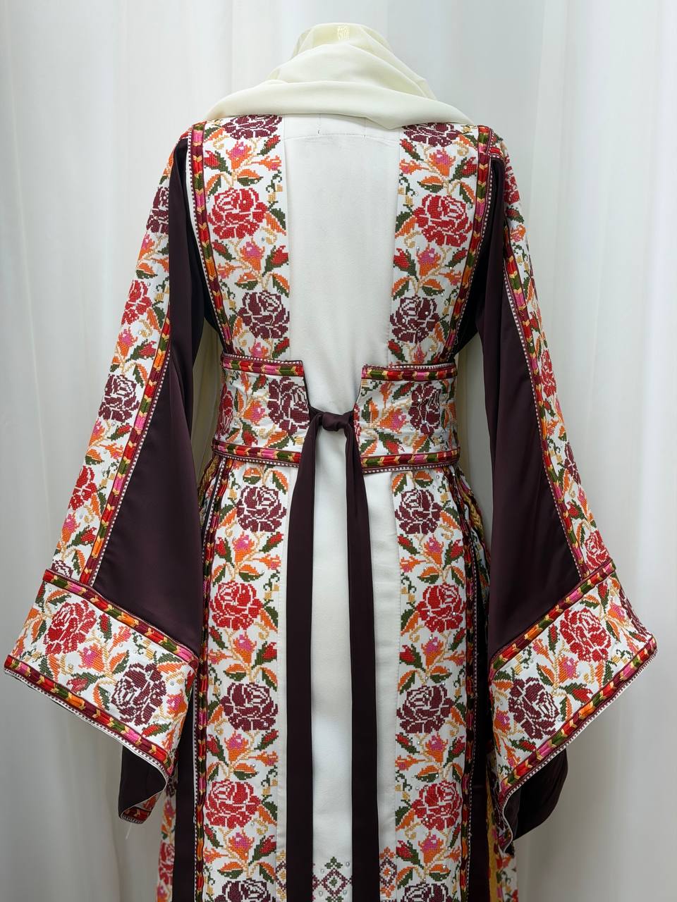 Rose Garden Embroidered Thobe