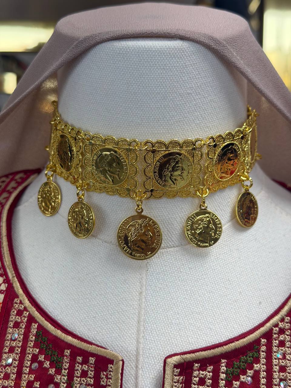 Coin Choker – Fashion Accessory
