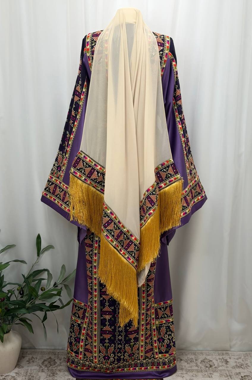 Shatha Embroidered Thobe – Plus Sizes