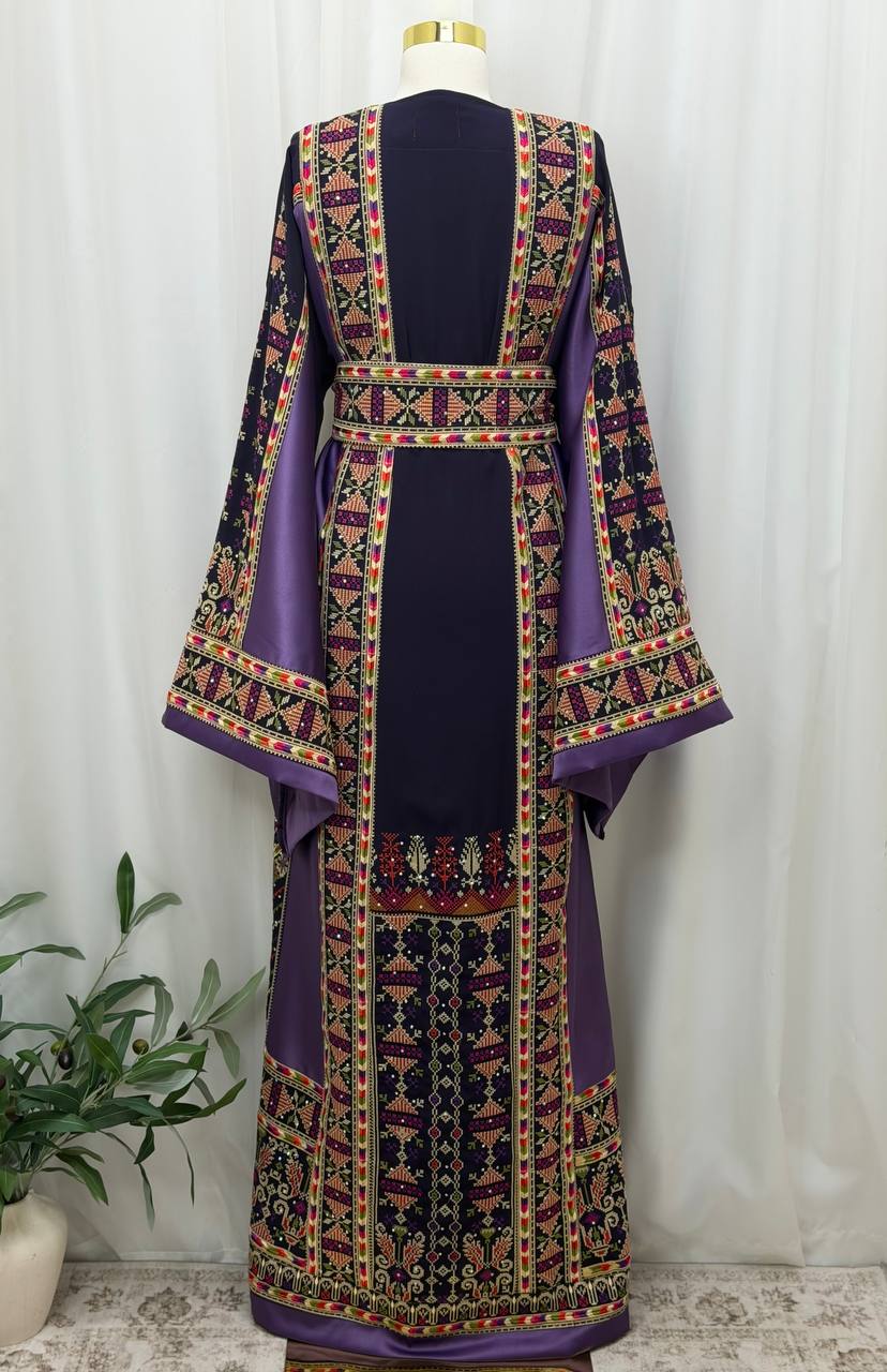 Shatha Embroidered Thobe – Plus Sizes