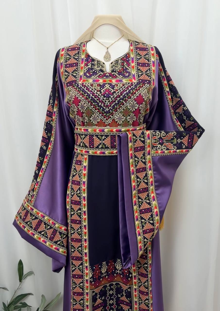Shatha Embroidered Thobe – Plus Sizes