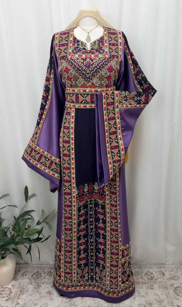 Shatha Embroidered Thobe – Plus Sizes
