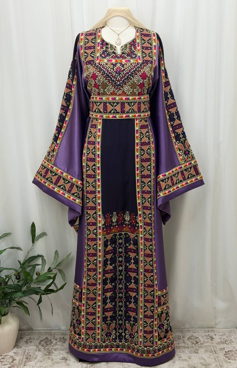 Shatha Embroidered Thobe – Plus Sizes