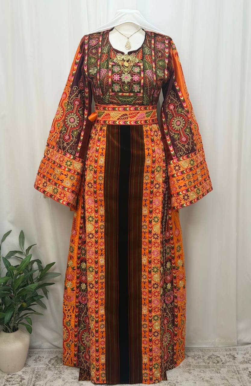 Malikat Al Jannah Wal Nar – Palestinian Embroidered Thobe