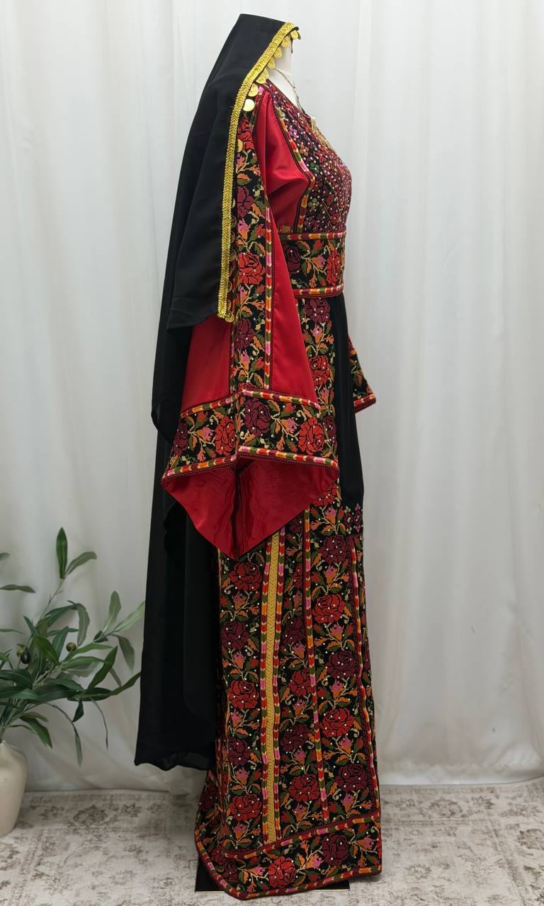 Jouri – Palestinian Floral Embroidered Thobe