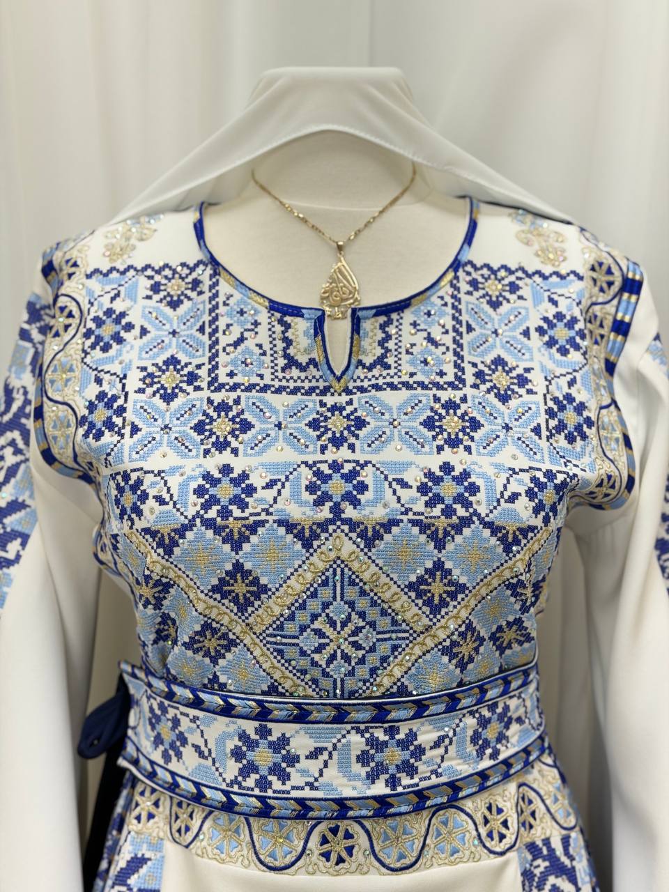 Areej – Palestinian Embroidered Thobe with Matching Belt & Shawl