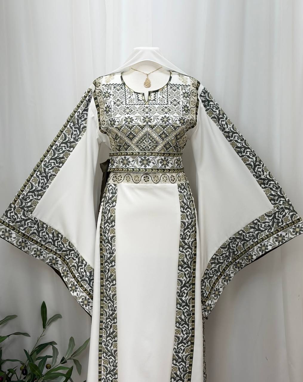 Mayyas – Palestinian Embroidered Thobe with Belt & Shawl