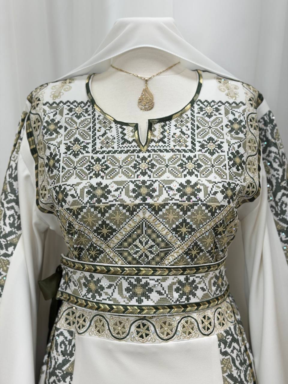 Mayyas – Palestinian Embroidered Thobe with Belt & Shawl