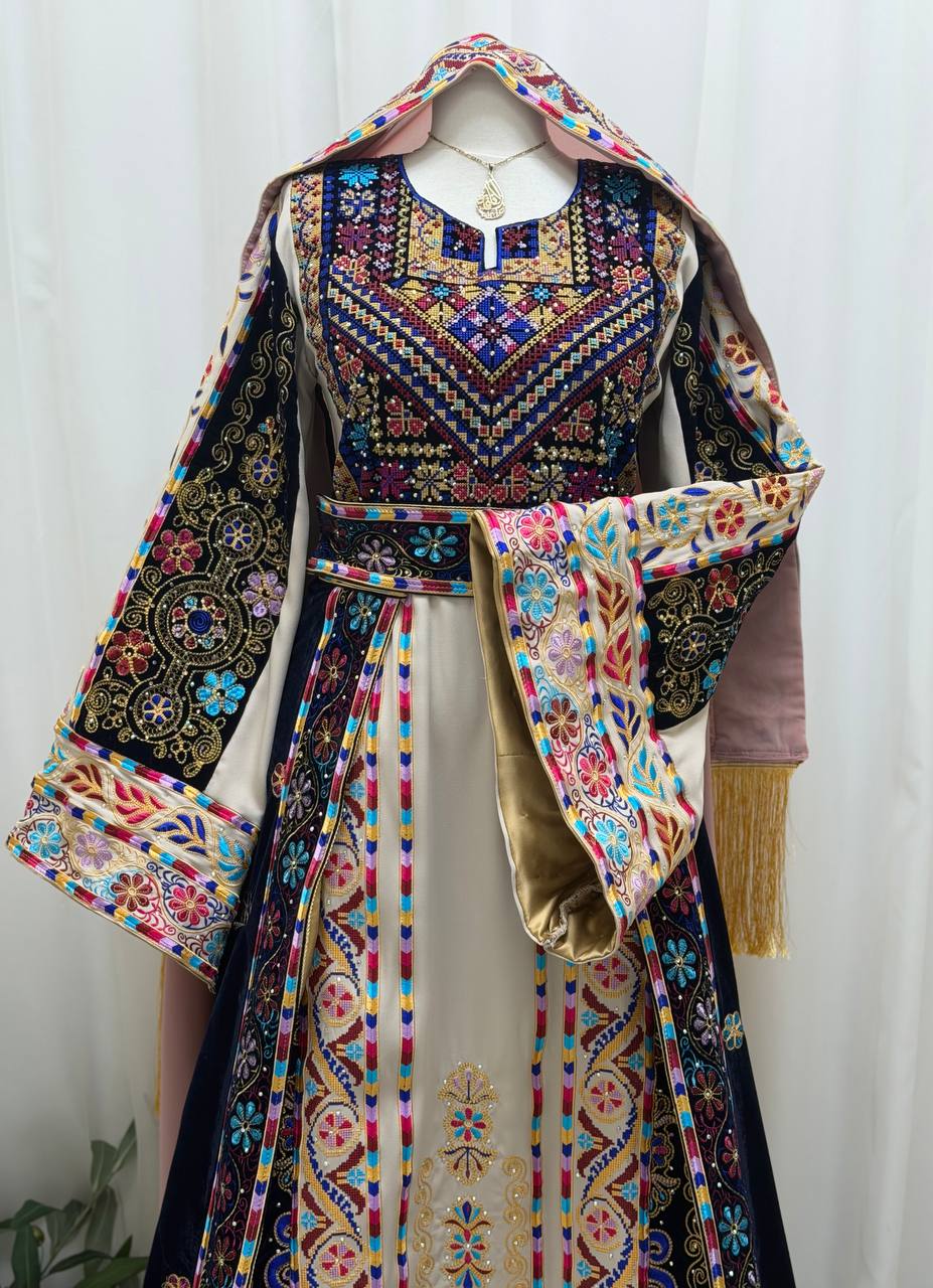 Malika – Luxury Palestinian Embroidered 4-Piece Thobe Set