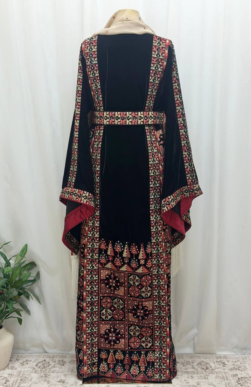 Palestinian Embroidered Velvet Thobe Set