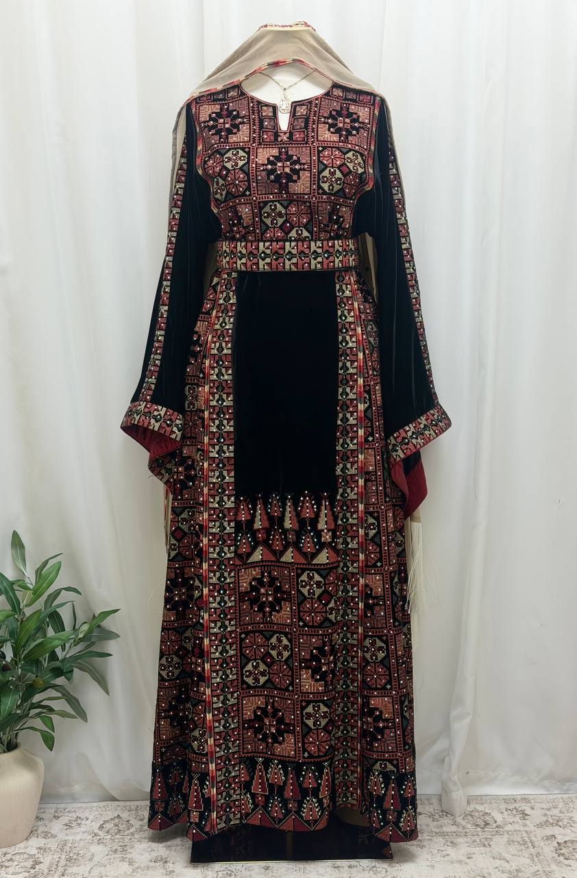 Palestinian Embroidered Velvet Thobe Set