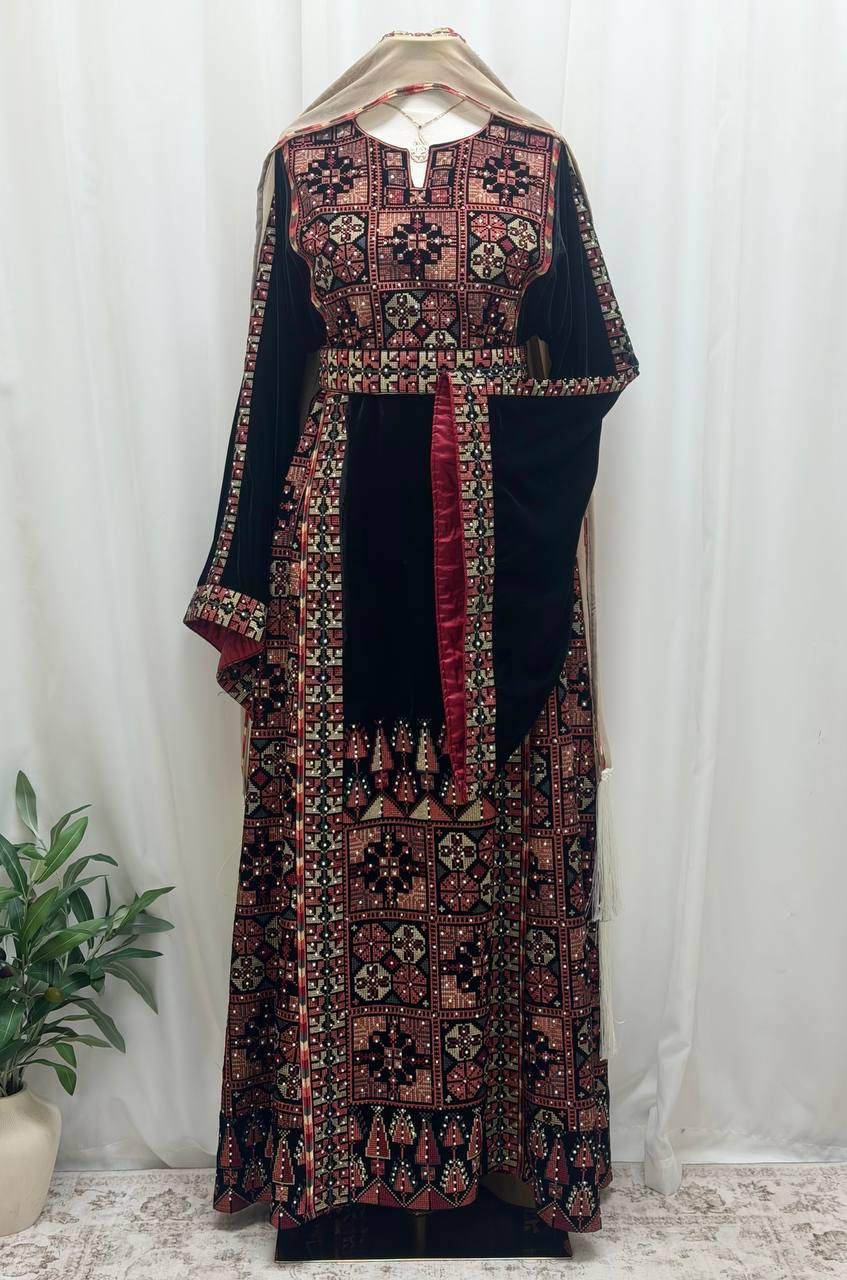 Palestinian Embroidered Velvet Thobe Set