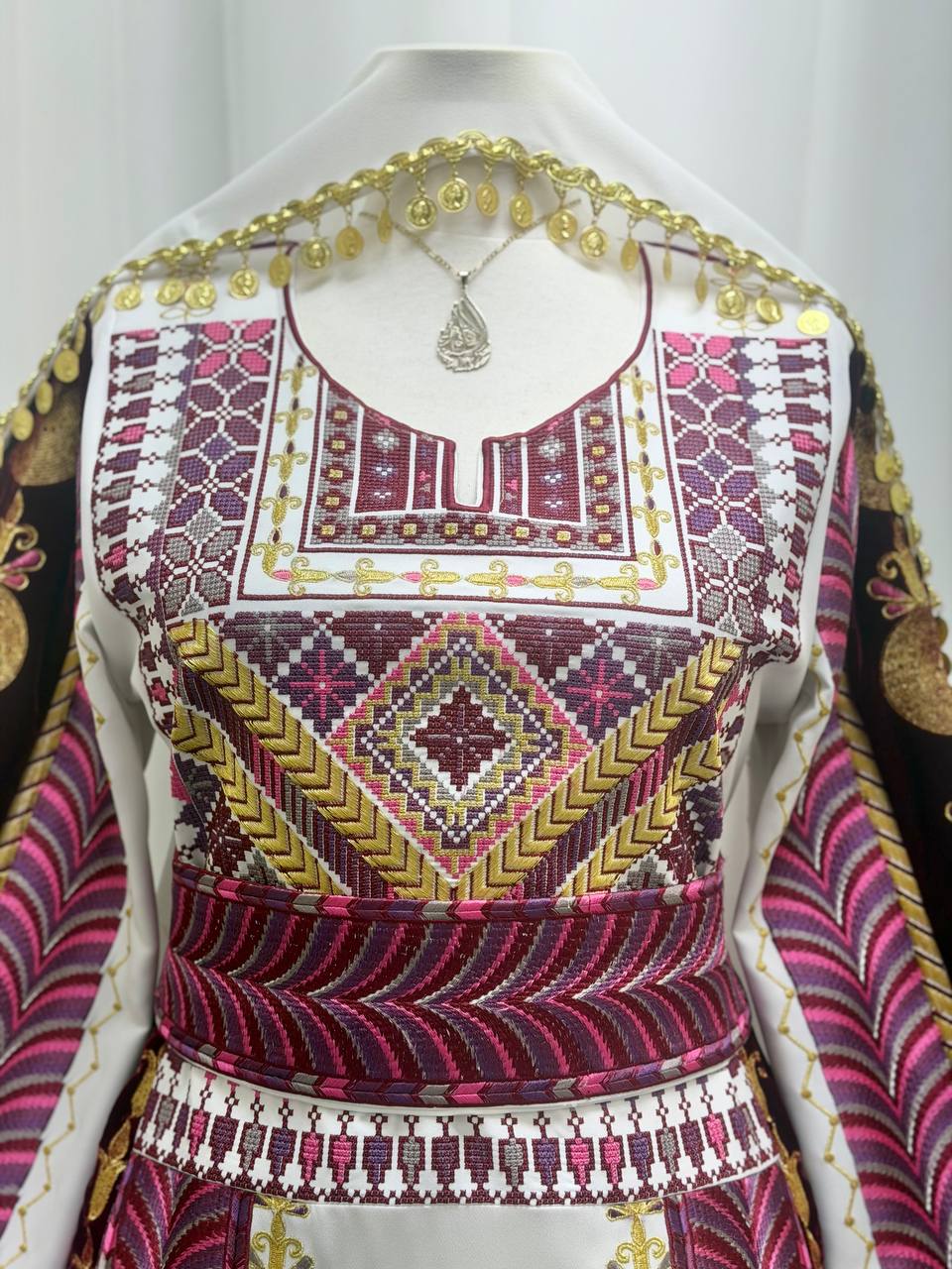Al Maliha – Palestinian Embroidered Thobe with Tie Belt