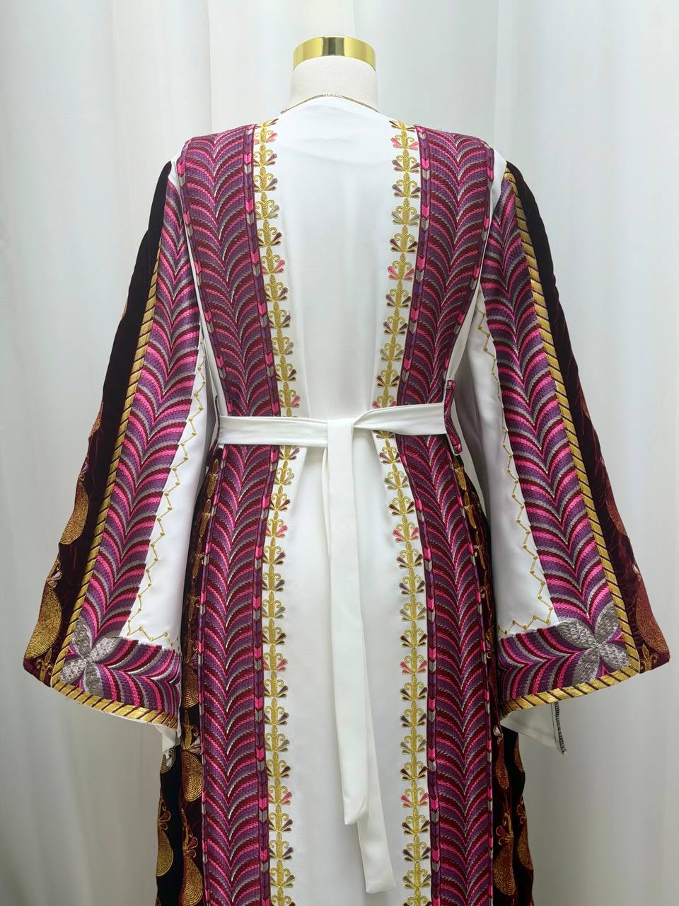 Al Maliha – Palestinian Embroidered Thobe with Tie Belt
